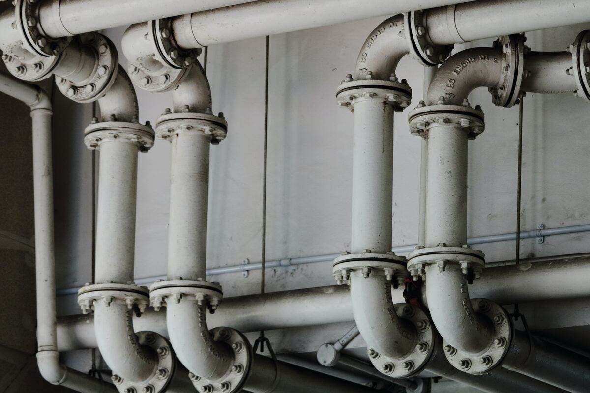 Plumbing Adalah: Fungsi, Jenis, Komponen, Dan Cara Pemasangan